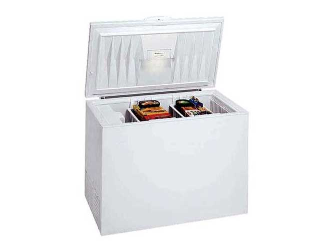 Chest Freezer 220-240V 50/60HZ Frigidaire by Electrolux MFFC14V7FW