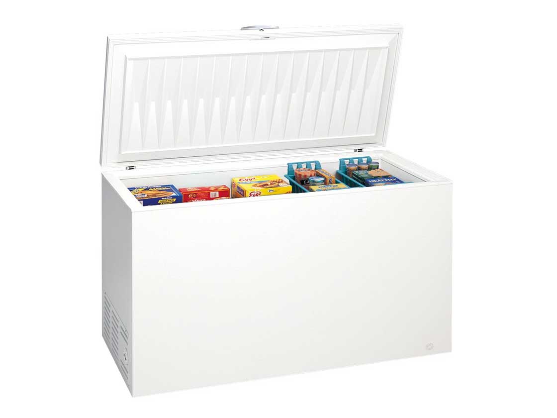 Chest Freezer 220-240V 50/60HZ Frigidaire by Electrolux MFC25V7GW