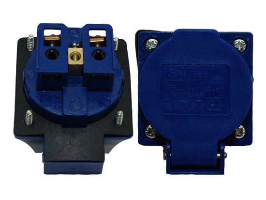 Plug Adapter and Cable 220-240V EWI 3RSCIP44